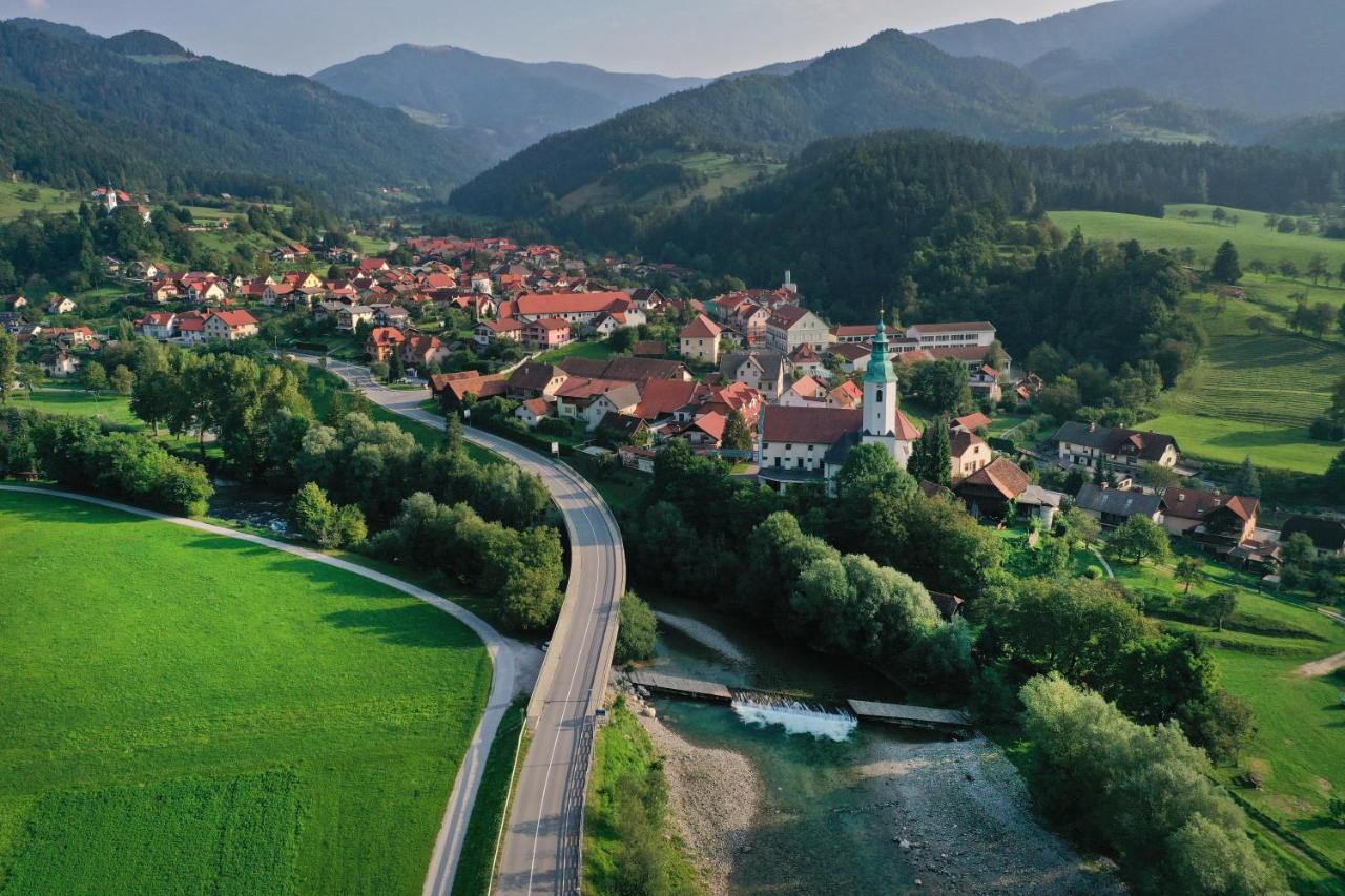 Вілла Tourist Farm Kolar Ljubno Екстер'єр фото